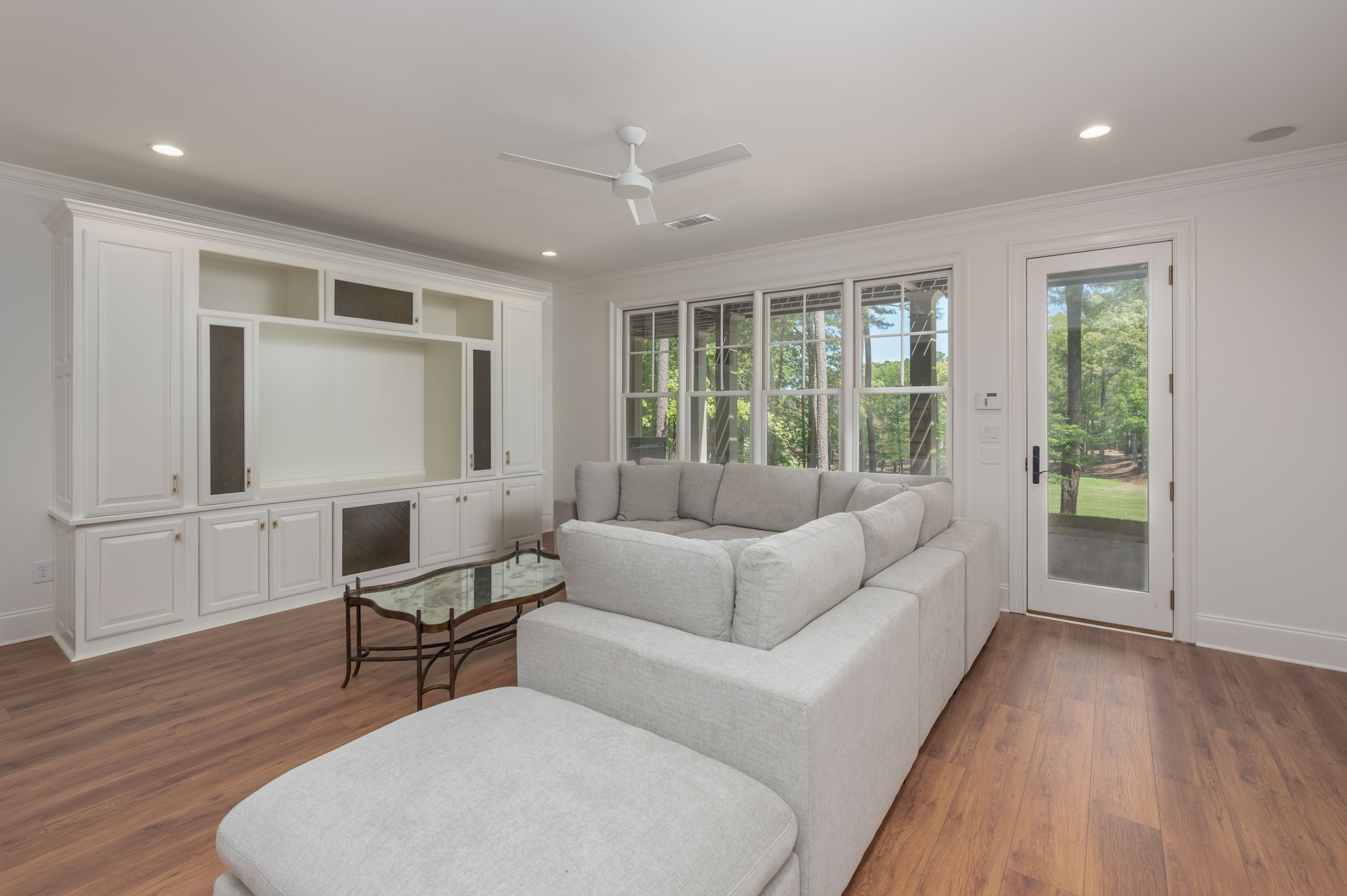 1021 Homestead image 35